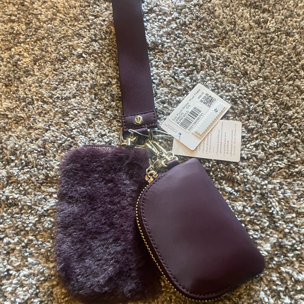NWT lululemon Purple Wristlet and Pouch Set